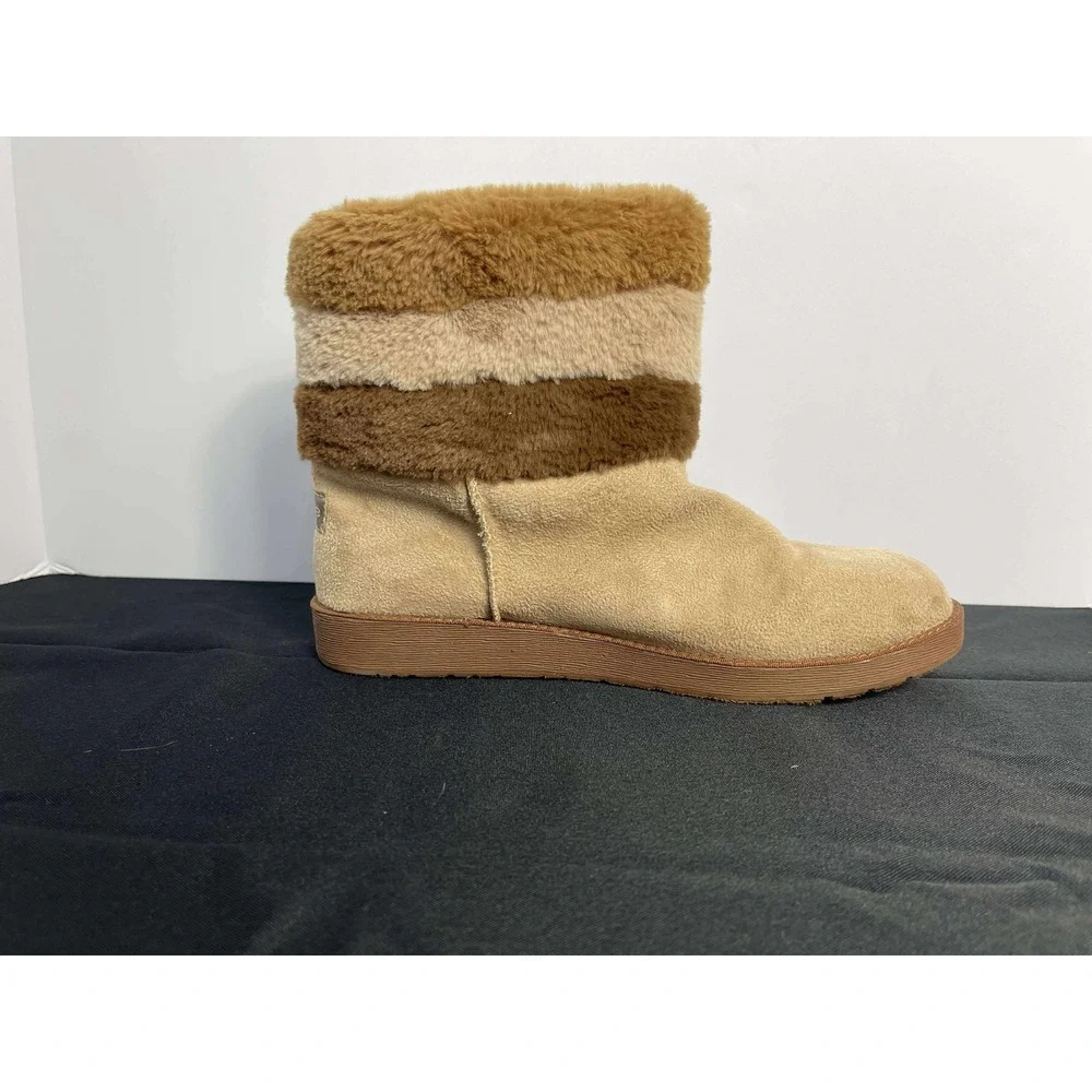Bebe Women's Tan Suede Faux Fur Trimmed Winter‎ Boots Size 9